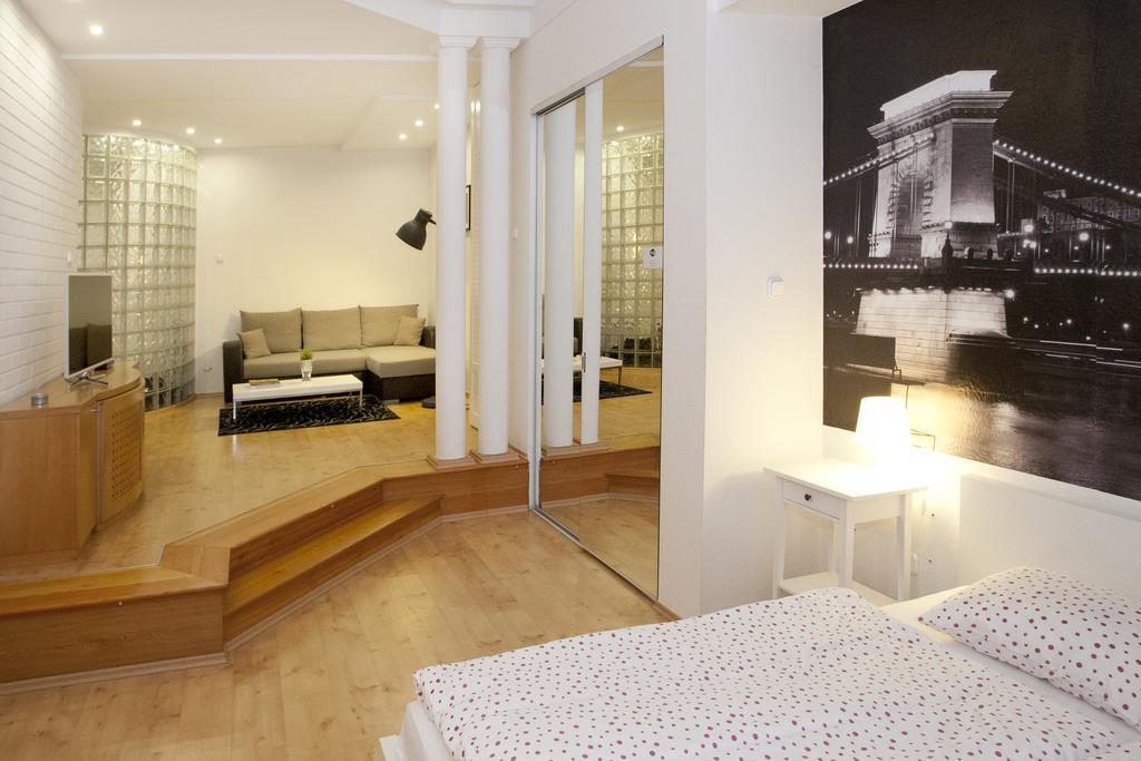 Diana Apartment On Vaci Utca Budapest Eksteriør bilde