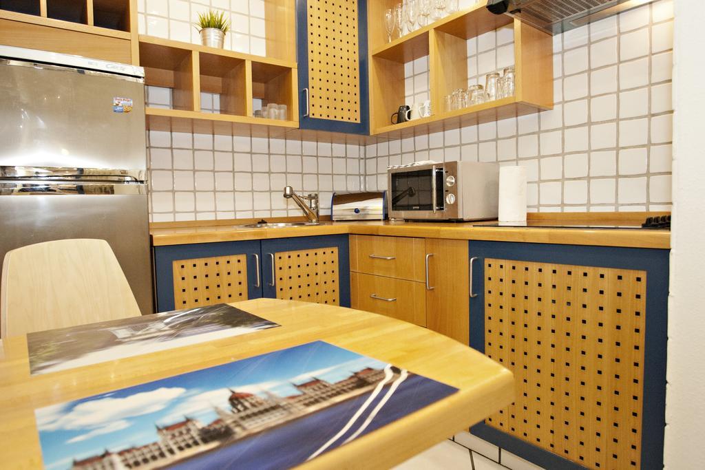 Diana Apartment On Vaci Utca Budapest Eksteriør bilde